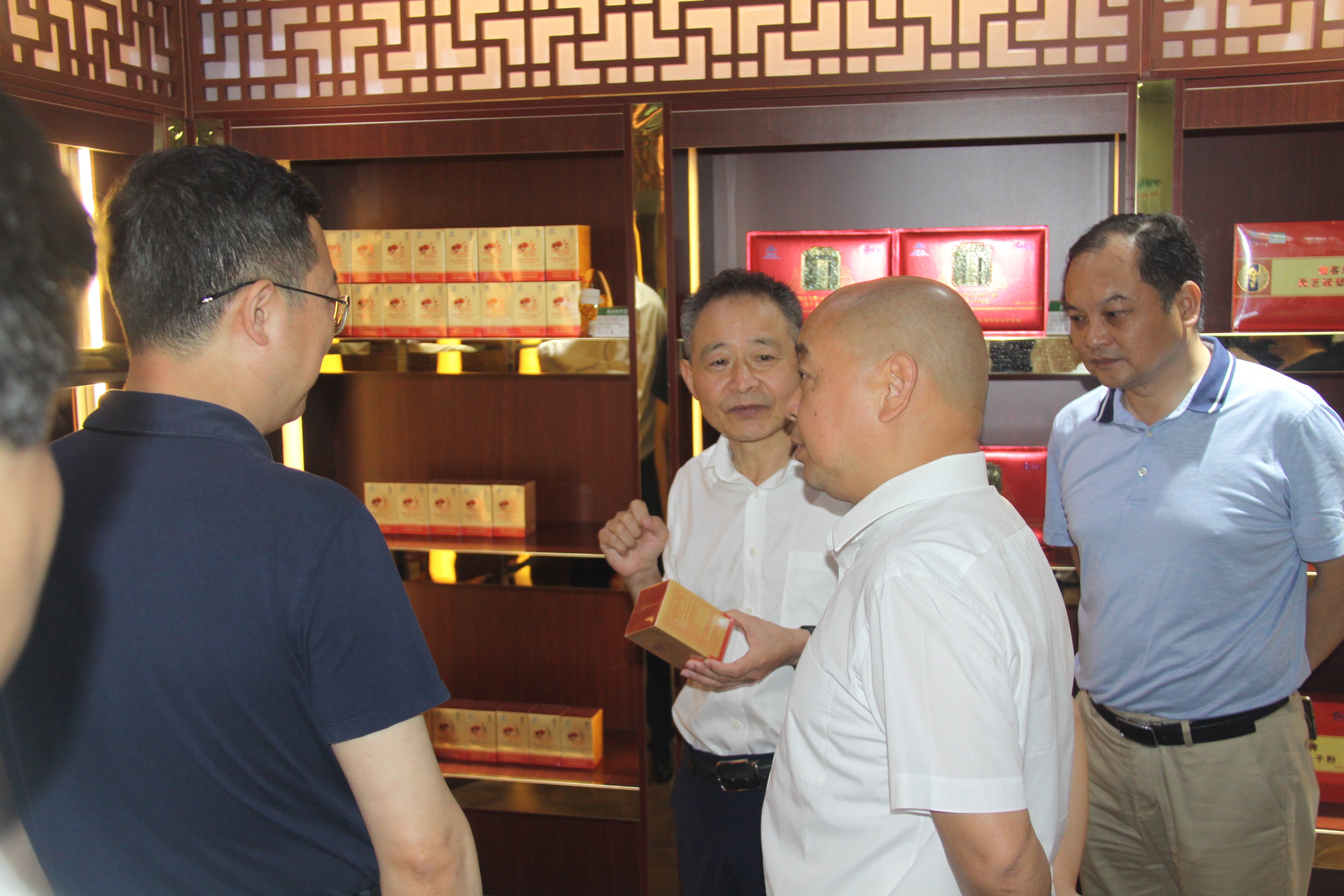 杭州亞運(yùn)會(huì)官方靈芝產(chǎn)品供應(yīng)商|杭州亞運(yùn)會(huì)官方供應(yīng)商|中國靈芝十大品牌|仙客來靈芝|仙客來靈芝破壁孢子粉|仙客來孢子油|仙客來靈芝飲片|仙客來破壁孢子粉|靈芝孢子油|孢子粉|靈芝破壁孢子粉|靈芝|中華老字號(hào)