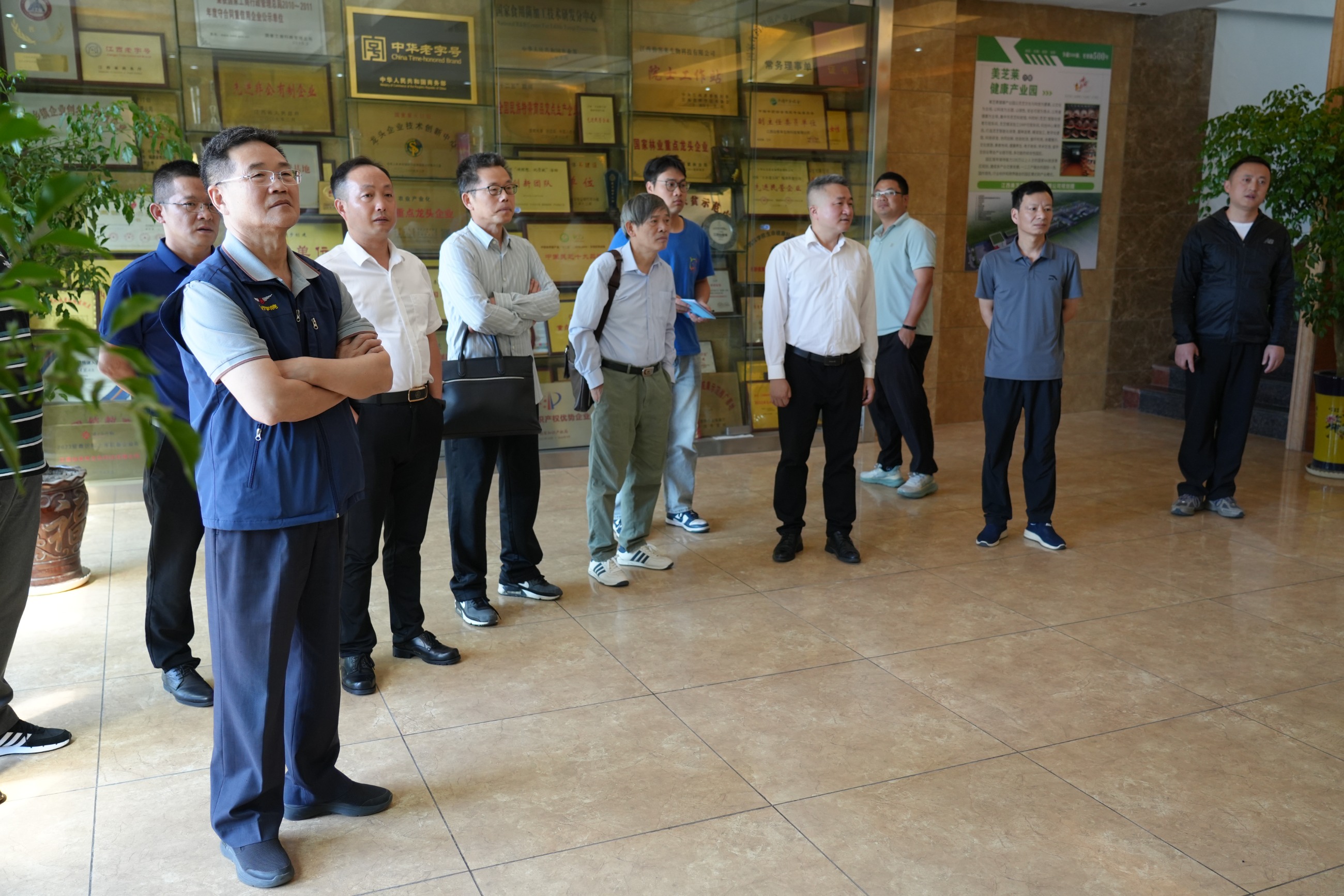 杭州亞運會官方靈芝產(chǎn)品供應商|杭州亞運會官方供應商|中國靈芝十大品牌|仙客來靈芝|仙客來靈芝破壁孢子粉|仙客來孢子油|仙客來靈芝飲片|仙客來破壁孢子粉|靈芝孢子油|孢子粉|靈芝破壁孢子粉|靈芝|中華老字號