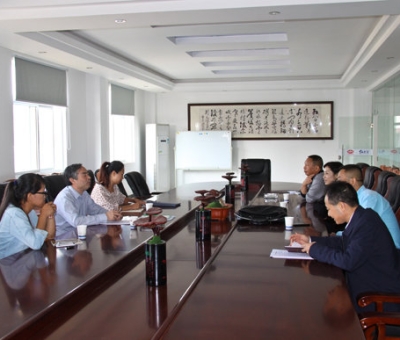 江西省政府決策咨詢委員會(huì)秘書處處長(zhǎng)李鵬飛一行蒞臨仙客來公司調(diào)研、考察科技創(chuàng)新