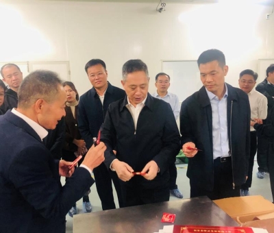 省政協(xié)副主席、黨組副書記、省級(jí)林長陳俊卿蒞臨仙客來公司調(diào)研
